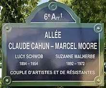 Voir la plaque.