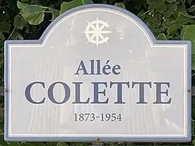 Voir la plaque.