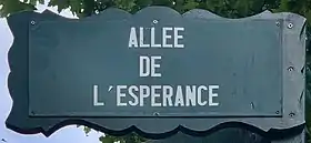 Voir la plaque.