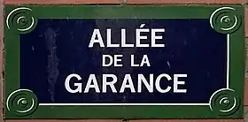 Voir la plaque.