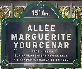 Voir la plaque.