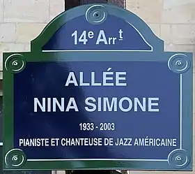 Voir la plaque.