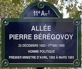 Voir la plaque.