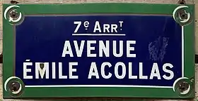 Voir la plaque.