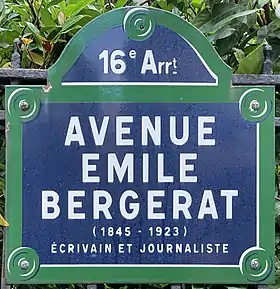 Voir la plaque.