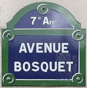 Voir la plaque.