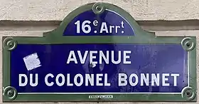 Voir la plaque.