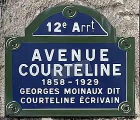 Voir la plaque.