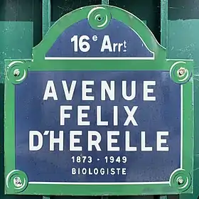 Voir la plaque.