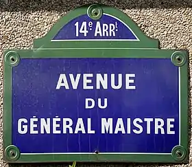 Voir la plaque.