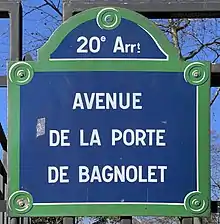 Voir la plaque.