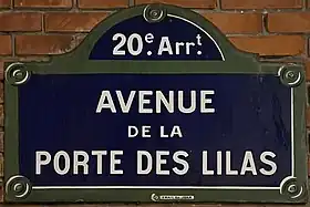 Voir la plaque.