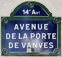 Voir la plaque.