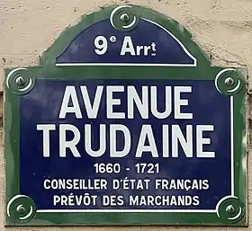 Voir la plaque.