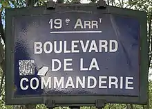 Voir la plaque.