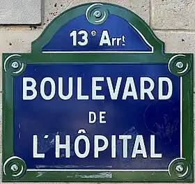 Voir la plaque.