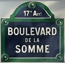 Voir la plaque.