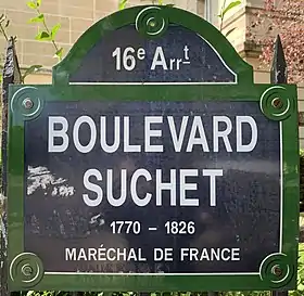 Voir la plaque.