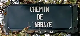 Voir la plaque.