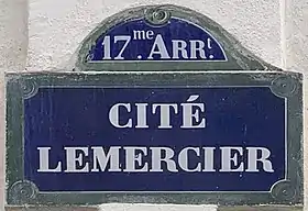 Voir la plaque.