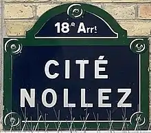 Voir la plaque.