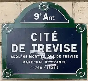 Voir la plaque.