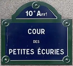 Voir la plaque.