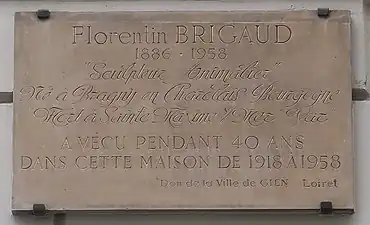 Plaque au no 6.