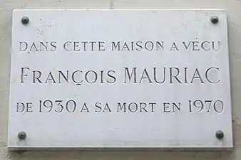 Plaque au no 38.