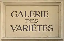 Voir la plaque.