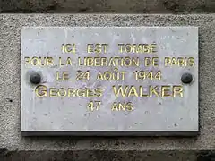 Plaque rendant hommage au résistant Georges Walker, 397 bis, rue de Vaugirard.
