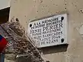 Plaque en hommage à Henri Perier, mort pendant la Libération de Paris.