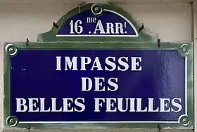 Voir la plaque.