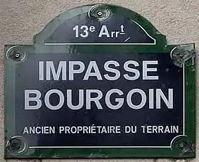 Voir la plaque.