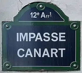 Voir la plaque.