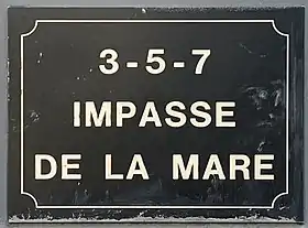 Voir la plaque.