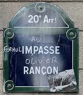 Voir la plaque.