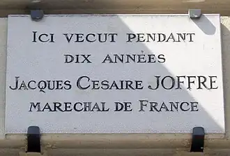 Plaque au no 115.