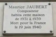 Plaque au n°98.