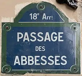 Voir la plaque.