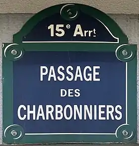 Voir la plaque.