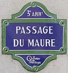 Voir la plaque.