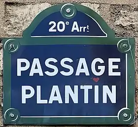 Voir la plaque.