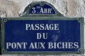 Voir la plaque.