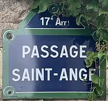 Voir la plaque.