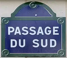 Voir la plaque.