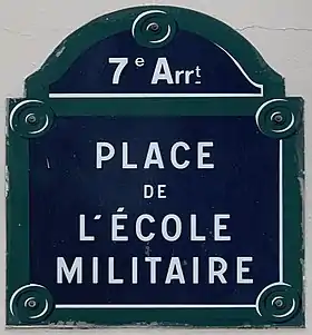 Voir la plaque.