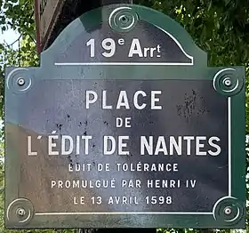 Voir la plaque.