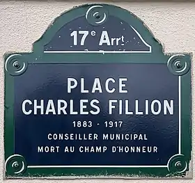 Voir la plaque.