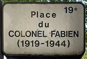 Voir la plaque.